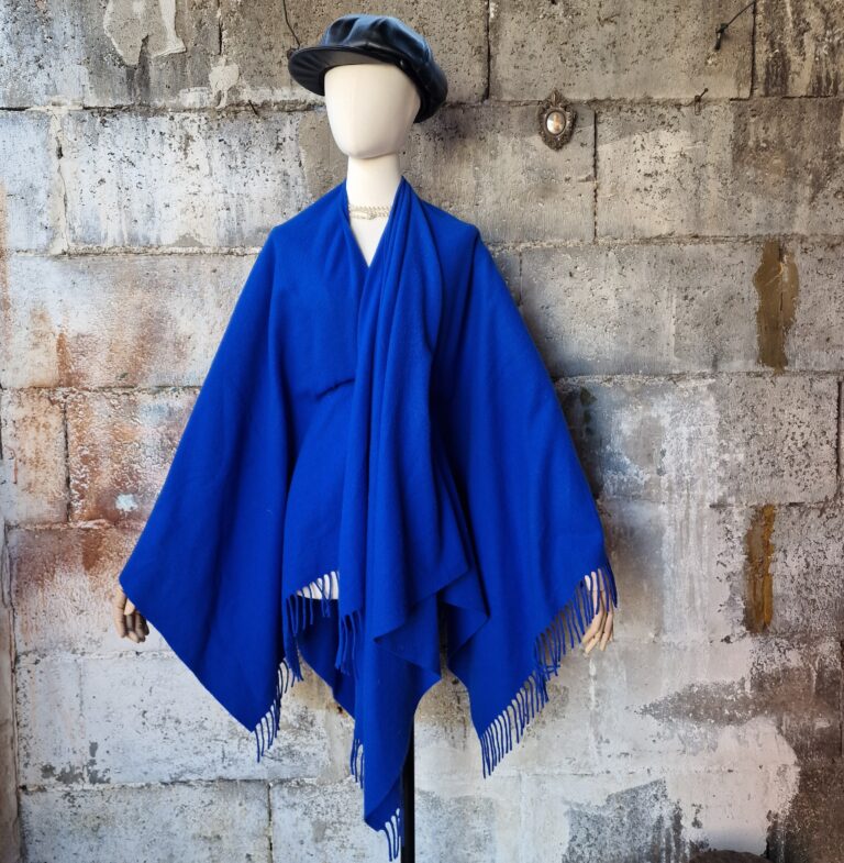 Vintage cape Electric blue