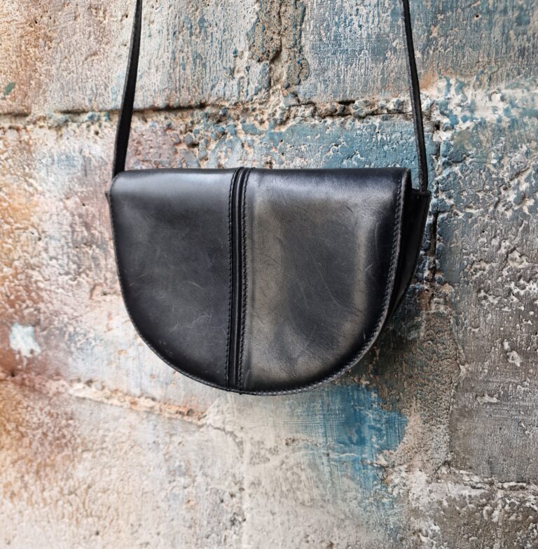 Borsa vintage mezza luna Black leather - immagine 8