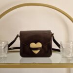 MOSCHINO vintage lettera heart bag