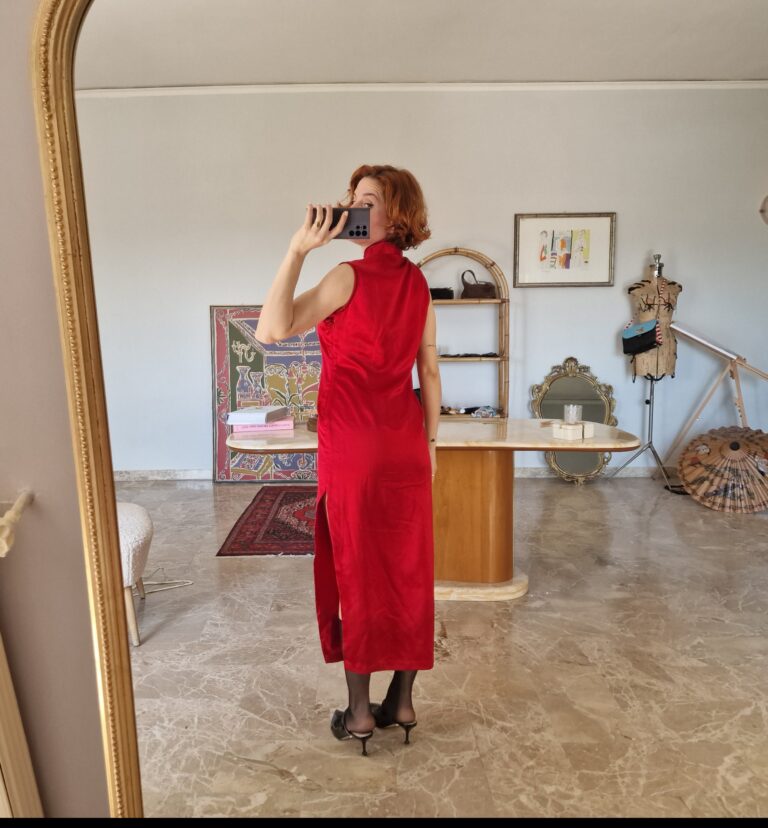 Abito qipao rosso amaranto in 100% Seta - immagine 6