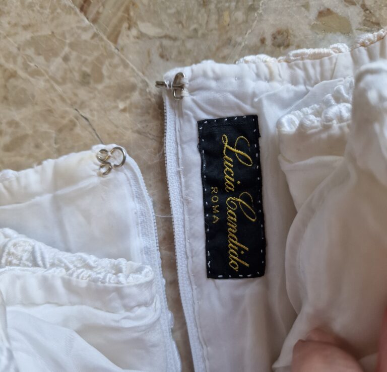 Corsetto sartoriale in pizzo macramè - immagine 9