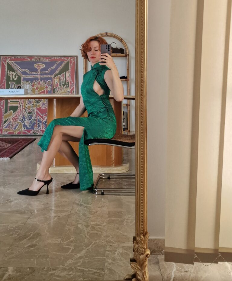 Abito Qipao in Seta jaquard verde nuovo - immagine 5