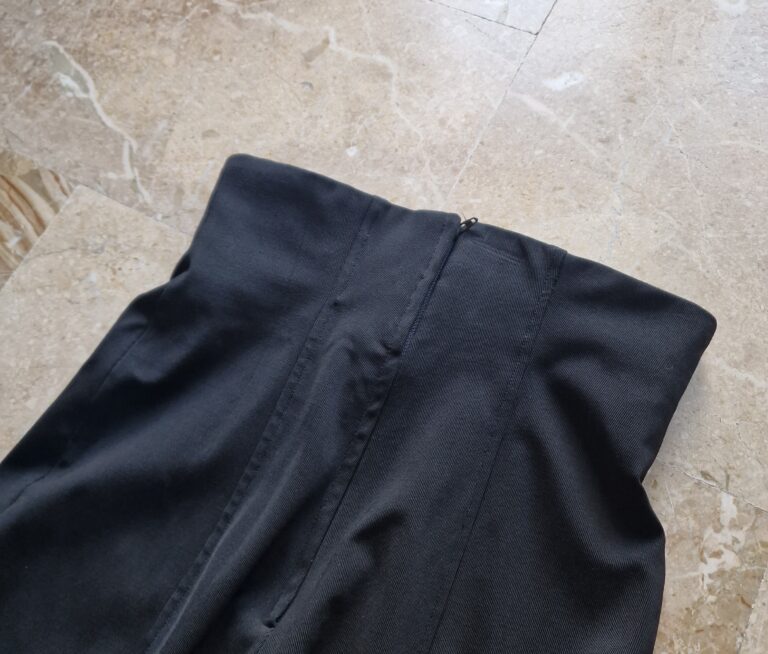 Pantaloni pinocchietti torera vintage by Moschino Couture - immagine 8