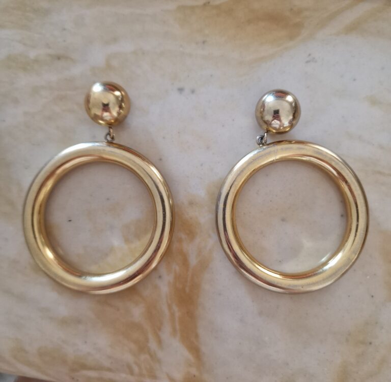 Moschino vintage earrings hoop